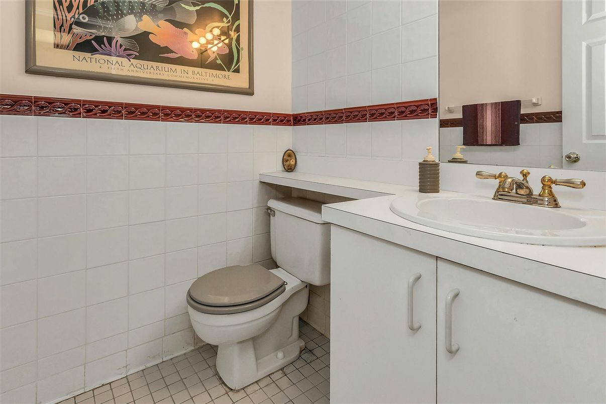 Bathroom, Interior