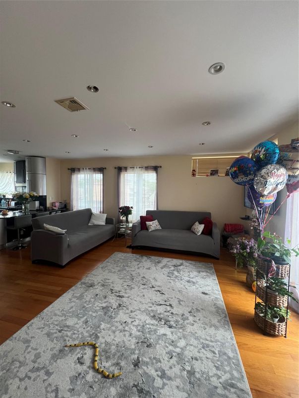 Interior, Kitchen, Living room, Recessed Lighting, Wood Texture Flooring