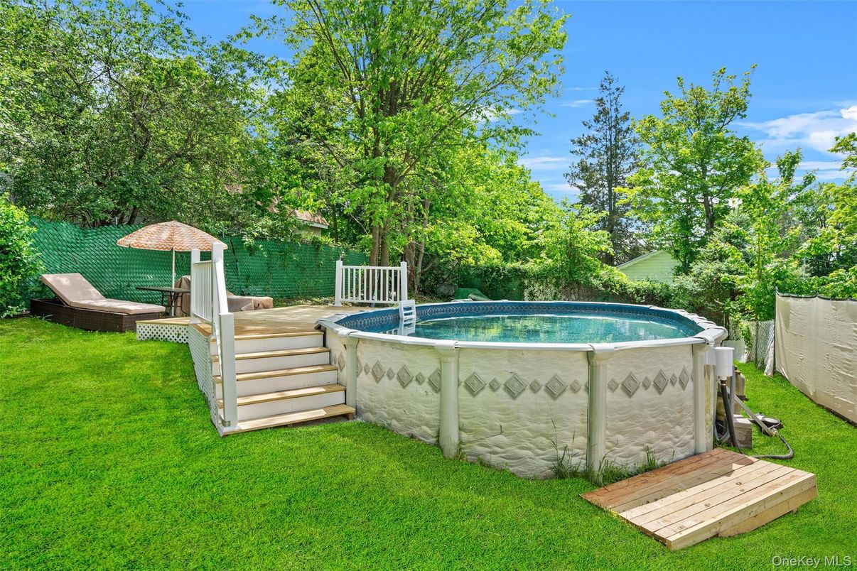 Backyard, Exterior, Pool