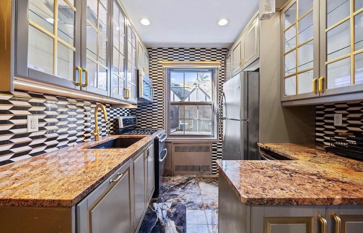 Interior, Kitchen, Recessed Lighting