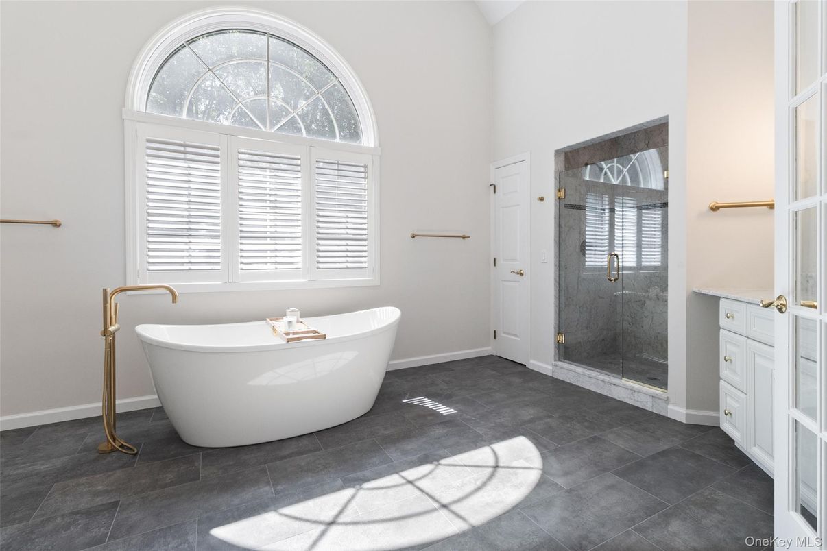 Bathroom, Free Standing Baths, Glass Shower, Interior