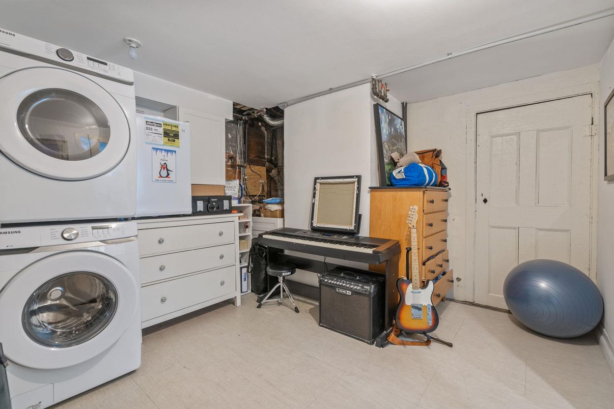 Interior, Utility Closets, Washer