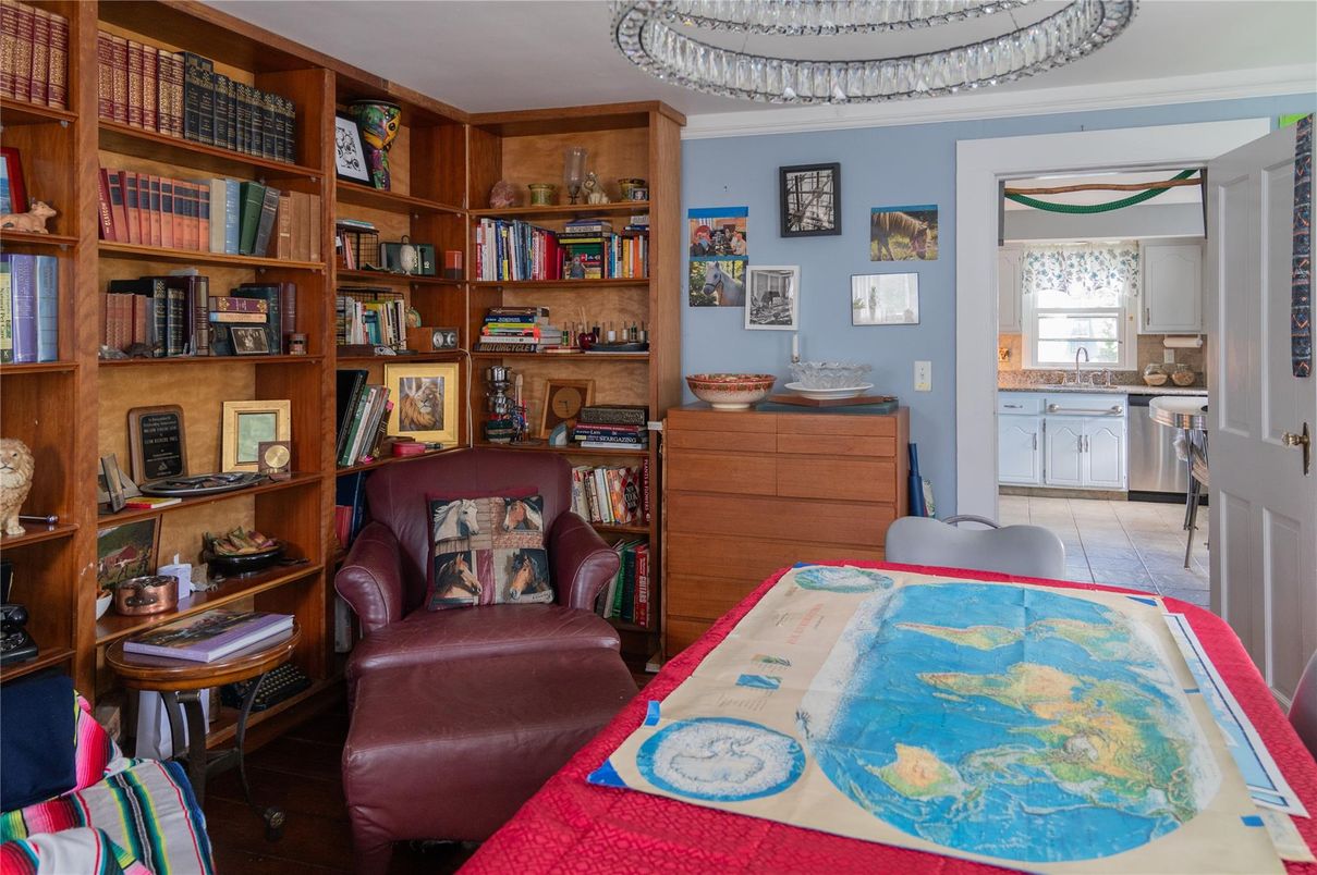 Interior, Living room