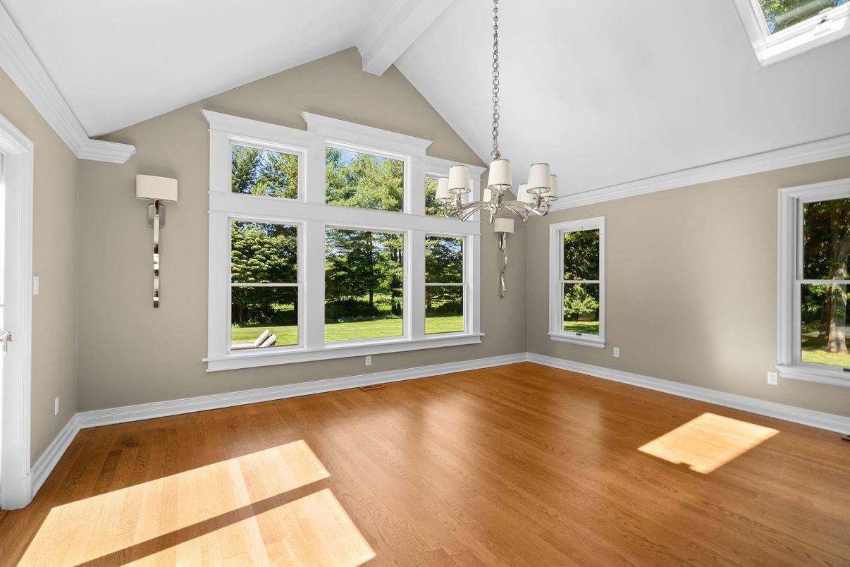 Chandelier, Empty room, Interior, Pendant Lights, Wood Texture Flooring