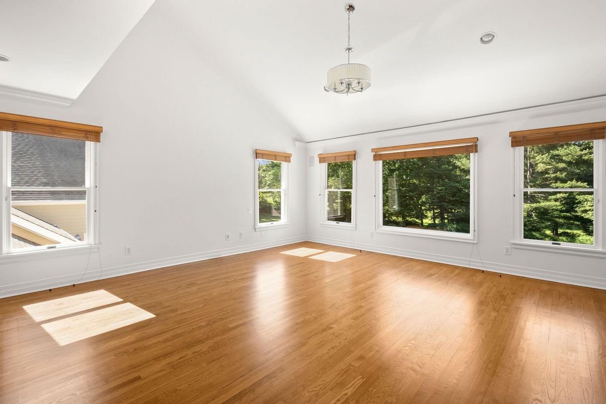 Empty room, Interior, Pendant Lights, Recessed Lighting, Wood Texture Flooring