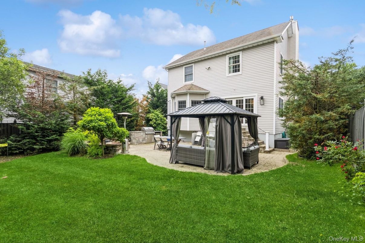 Backyard, Exterior, Hot Tub