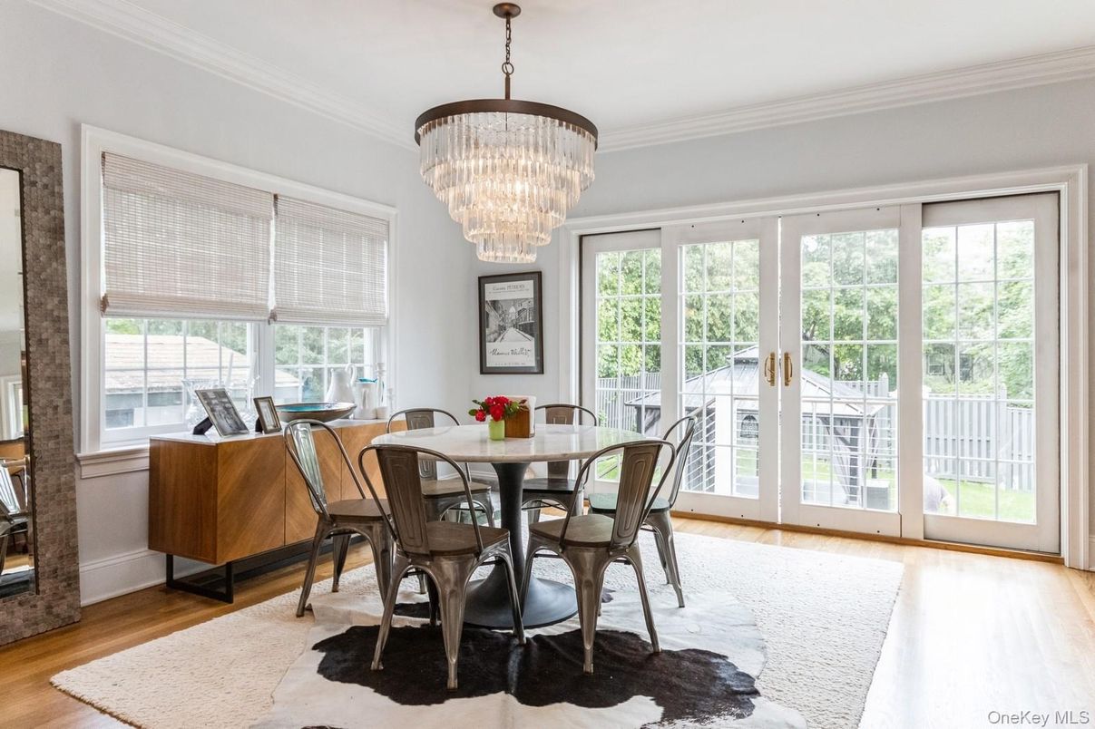 Chandelier, Dining room, Interior, Wood Texture Flooring