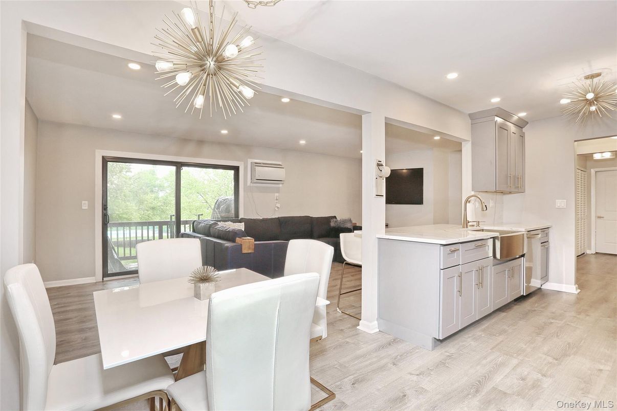 Dining room, Interior, Kitchen, Living room, Pendant Lights, Recessed Lighting, Wood Texture Flooring