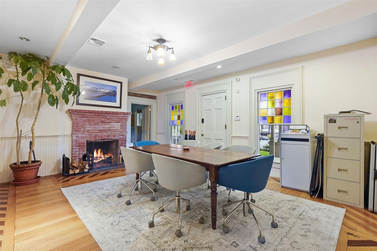 Dining room, Fireplace, Interior, Recessed Lighting, Wood Texture Flooring