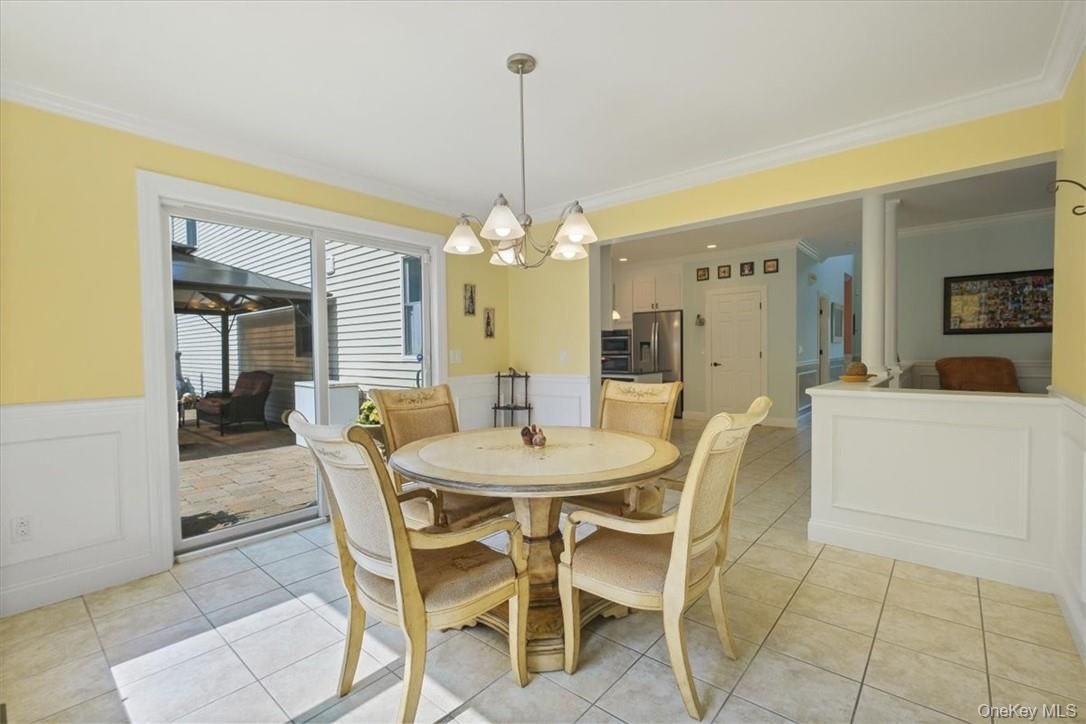 Dining room, Interior, Kitchen, Pendant Lights, Recessed Lighting