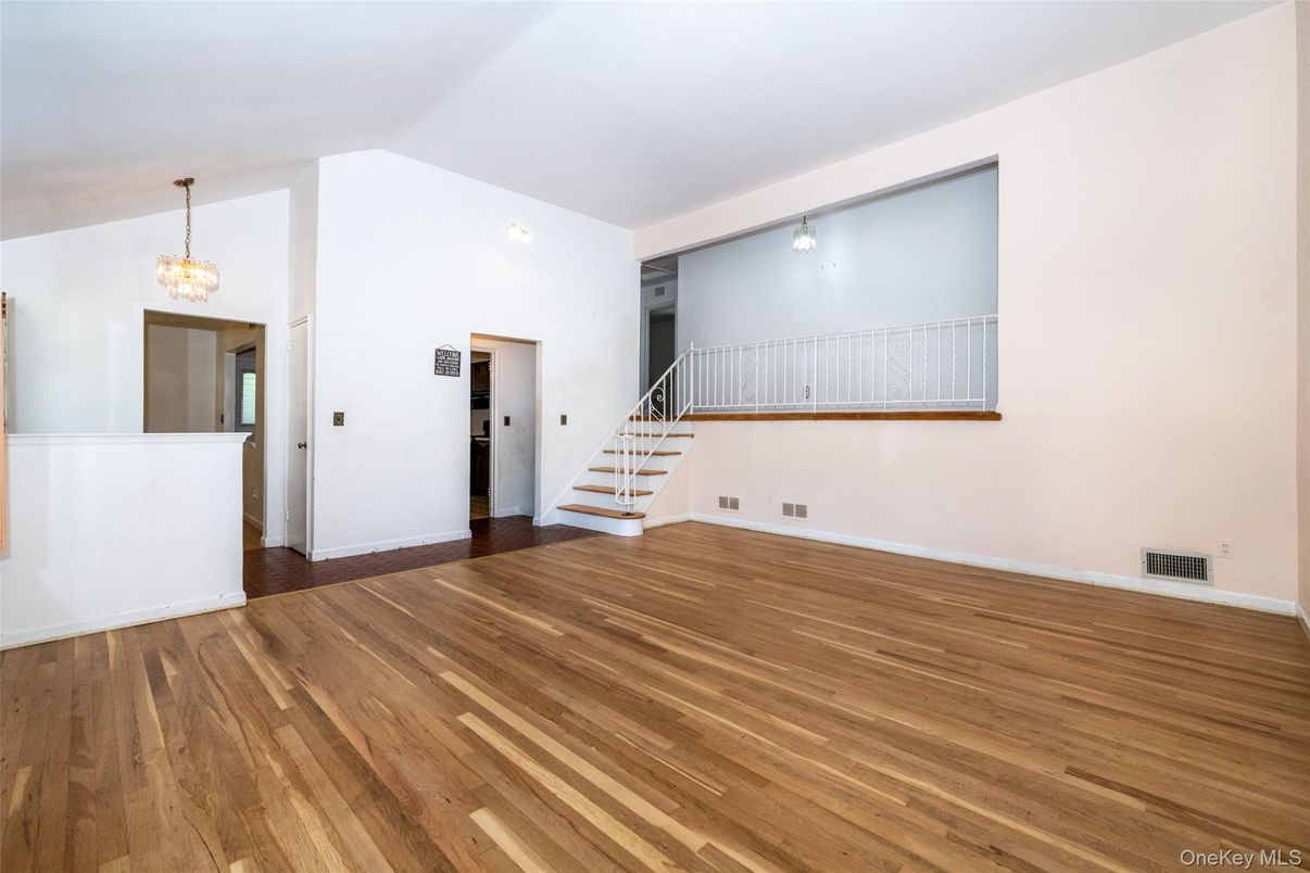 Chandelier, Empty room, Interior, Wood Texture Flooring