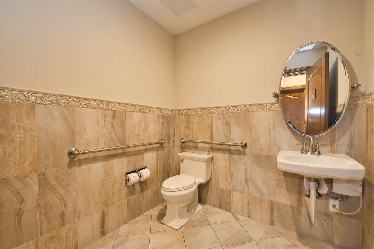 Bathroom, Interior