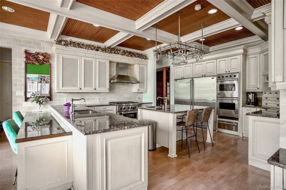 Interior, Kitchen, Recessed Lighting, Stainless Steel Appliances, Wooden Beams, Wooden Ceilings, Wood Texture Flooring