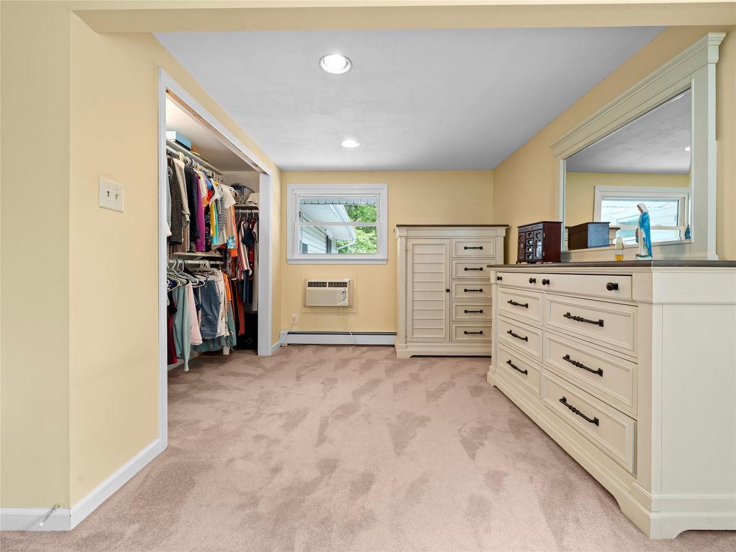 Interior, Recessed Lighting, Walk-in Closets