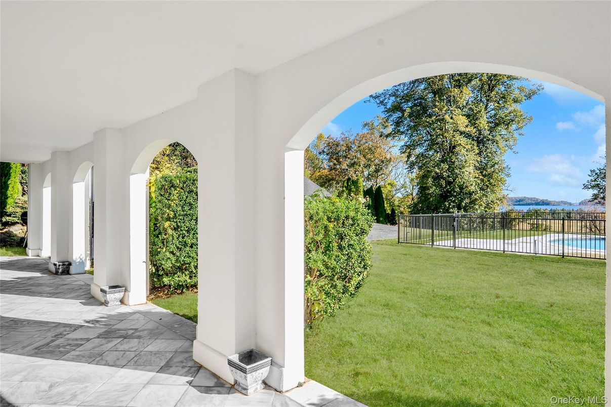 Backyard, Exterior, Water