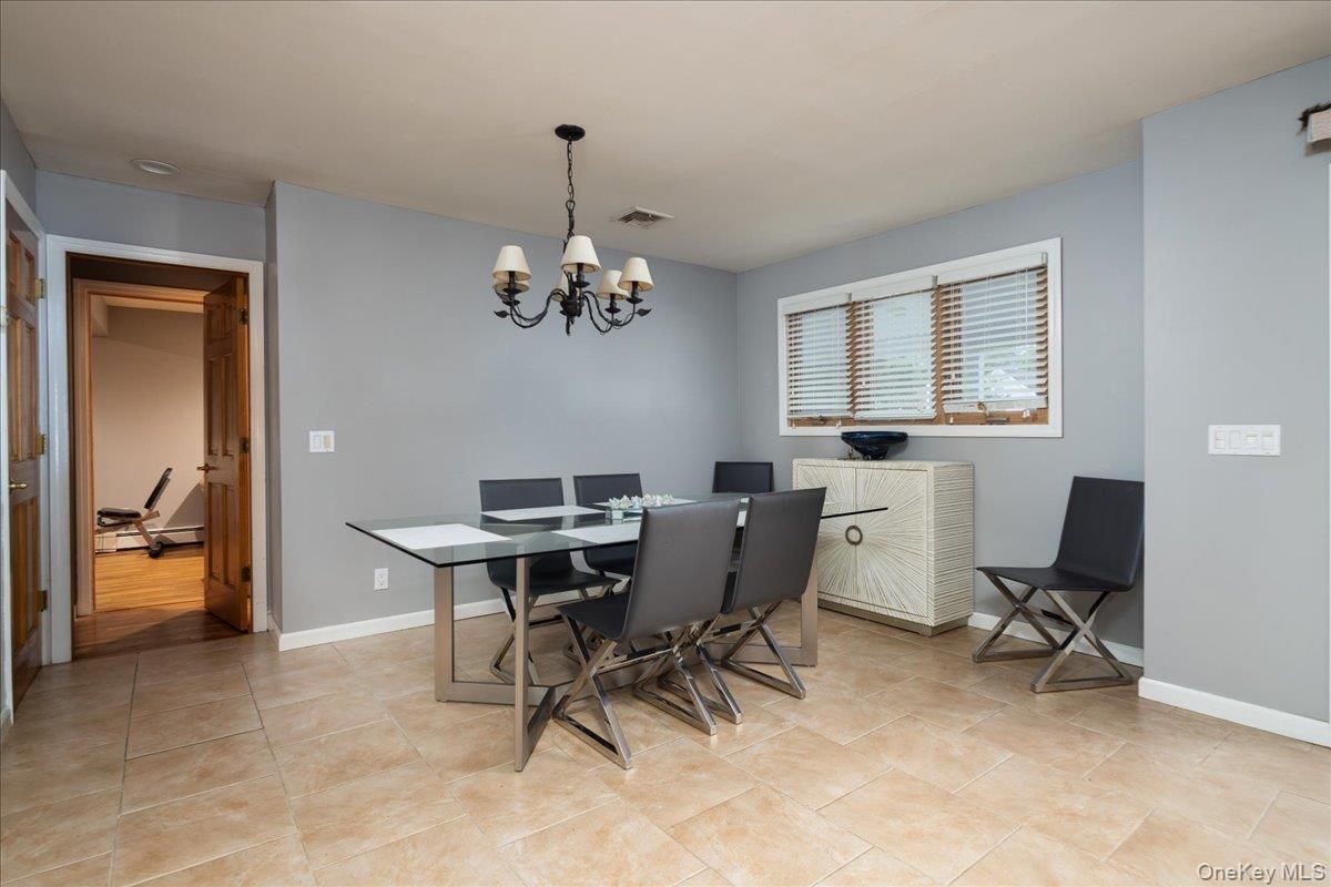 Chandelier, Dining room, Interior