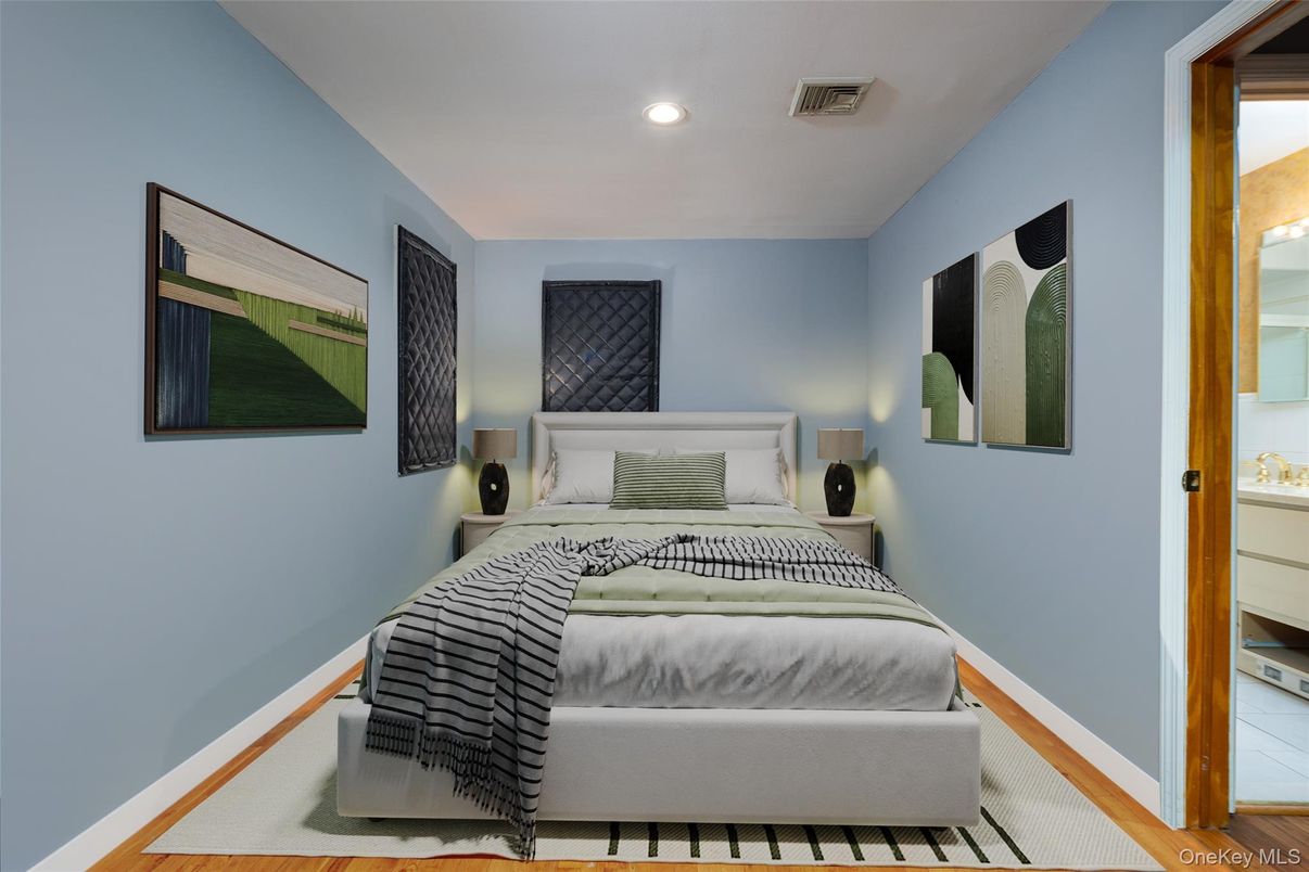 Bedroom, Interior, Recessed Lighting, Wood Texture Flooring