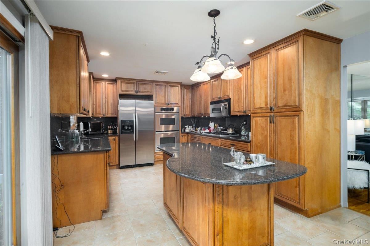 Interior, Kitchen, Pendant Lights, Recessed Lighting, Stainless Steel Appliances