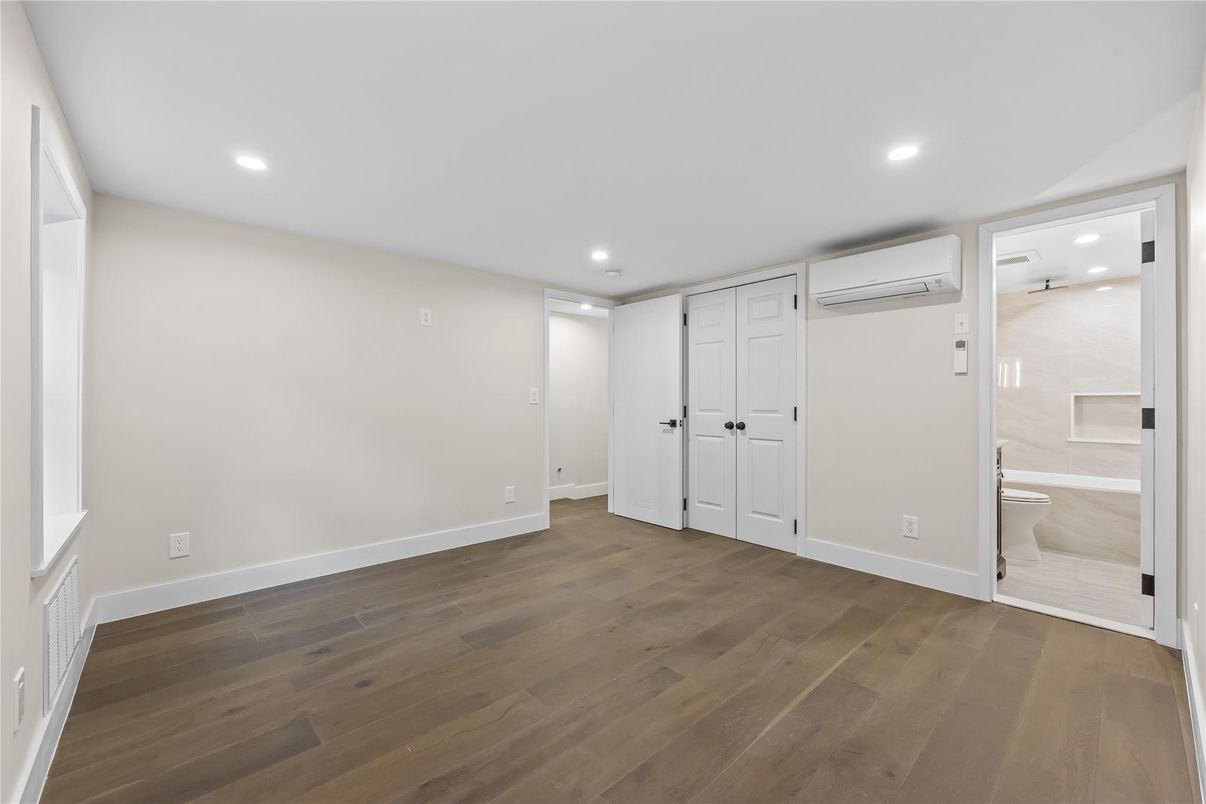 Bathroom, Empty room, Interior, Recessed Lighting, Wood Texture Flooring