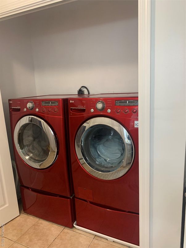 Interior, Utility Closets, Washer