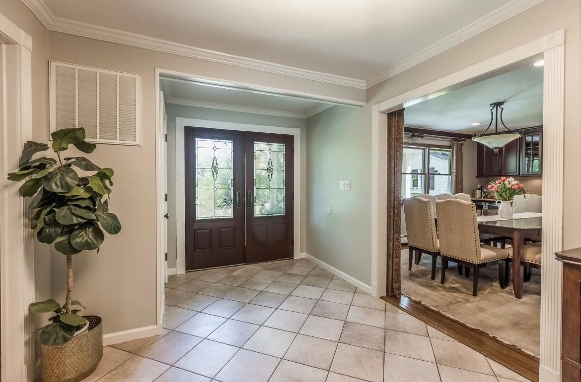 Dining room, Interior, Pendant Lights