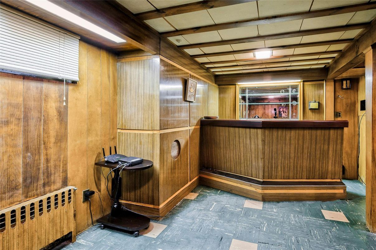 Interior, Wooden Walls