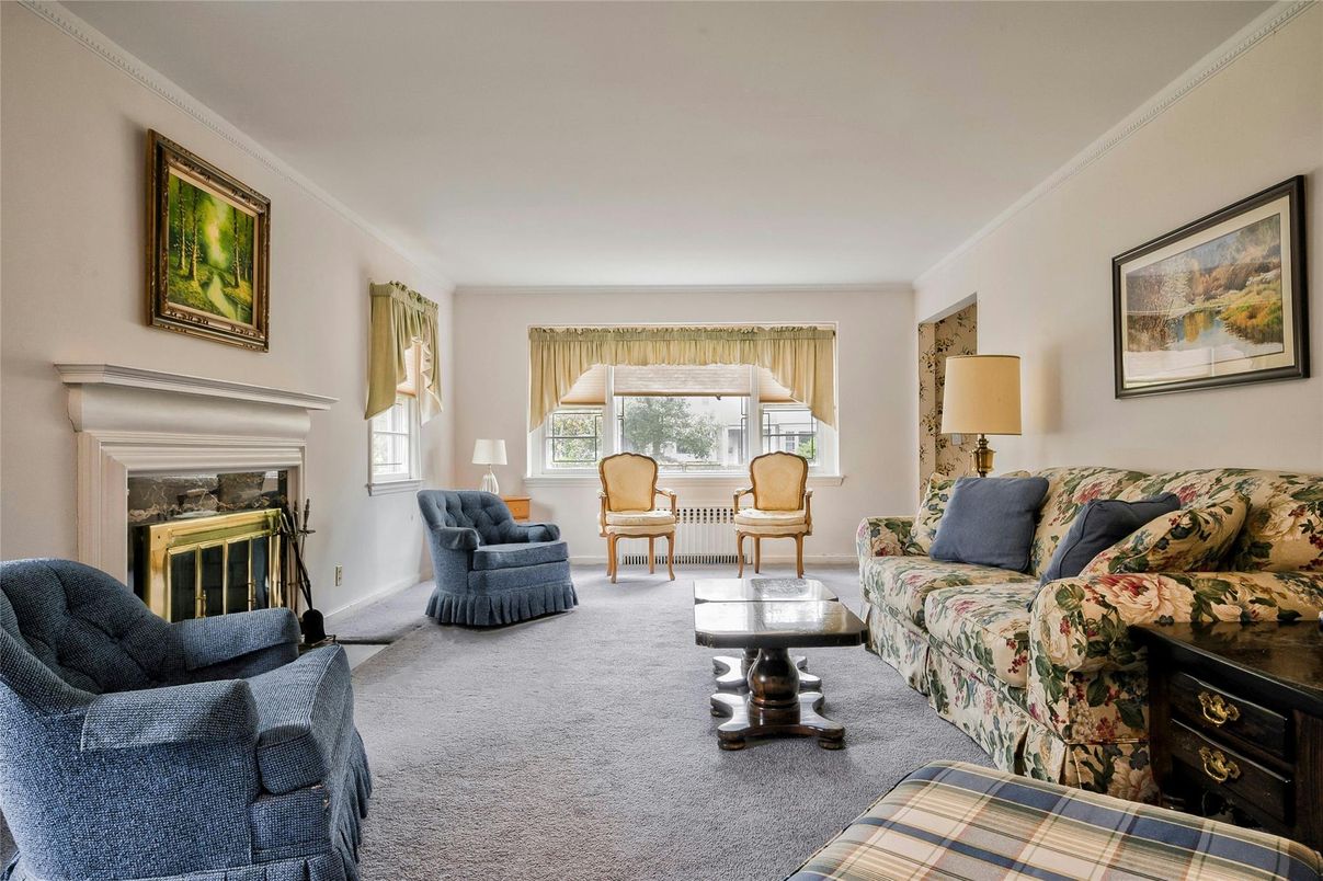 Fireplace, Interior, Living room