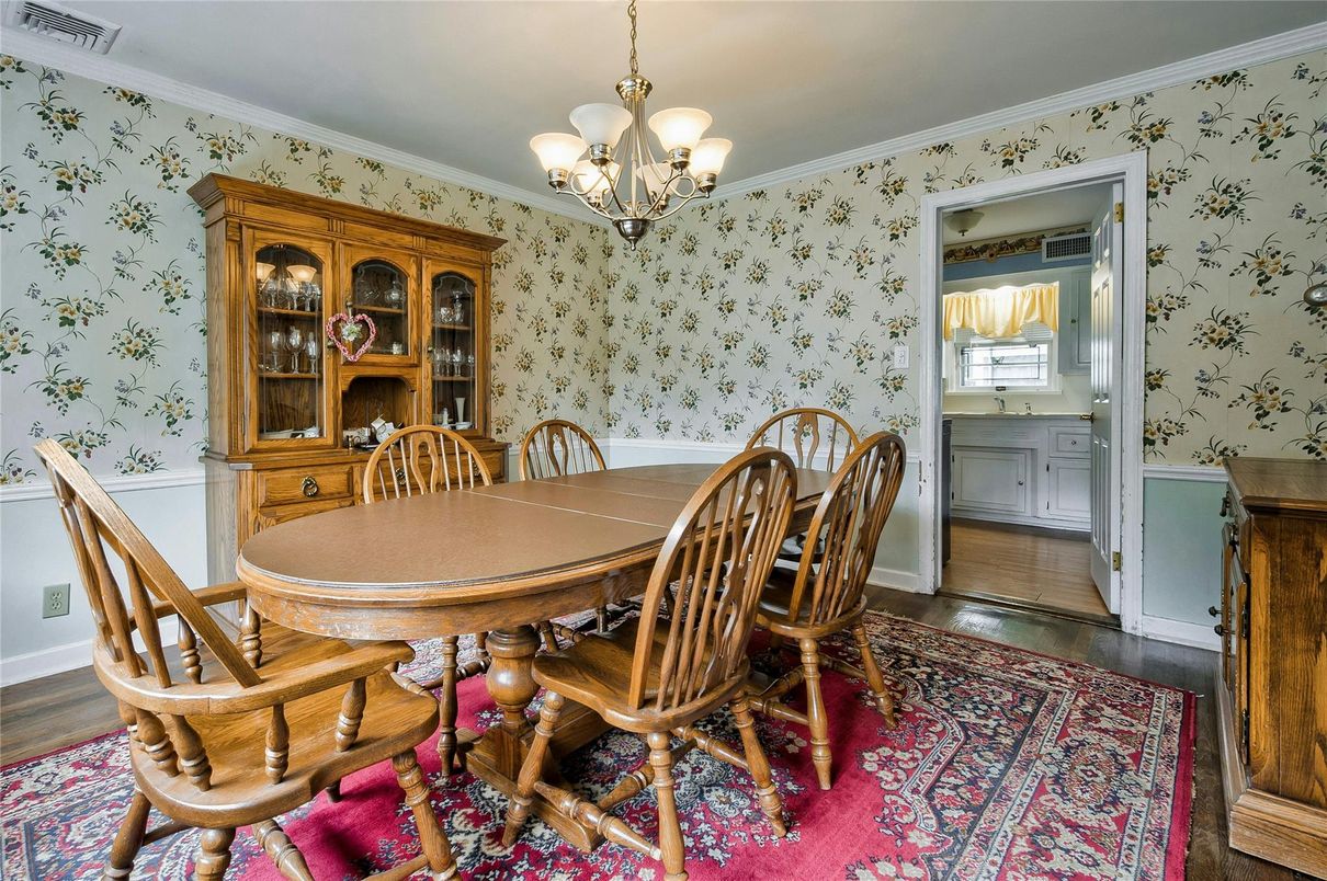 Chandelier, Dining room, Interior, Wood Texture Flooring