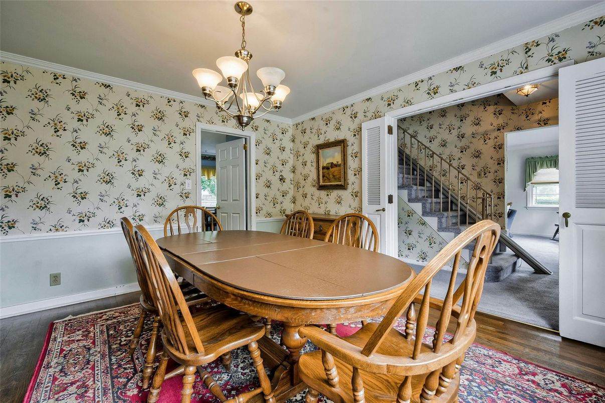 Chandelier, Dining room, Interior, Wood Texture Flooring