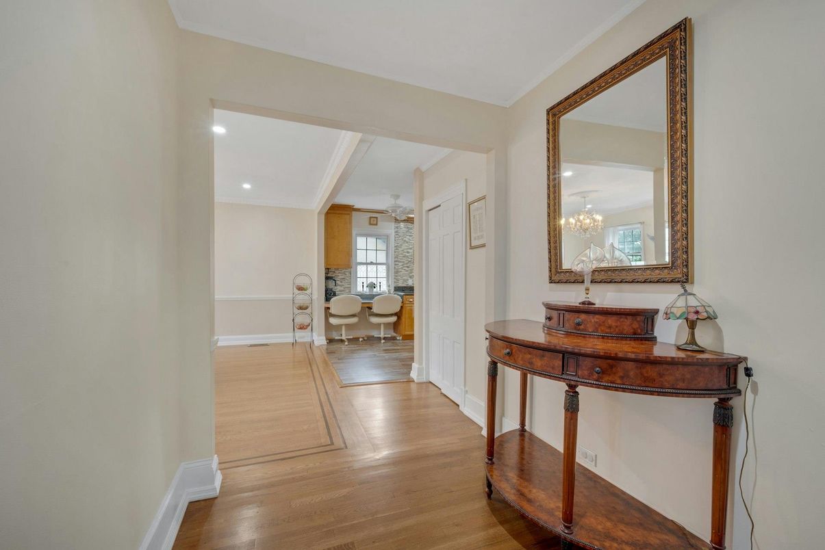 Chandelier, Interior, Recessed Lighting, Wood Texture Flooring