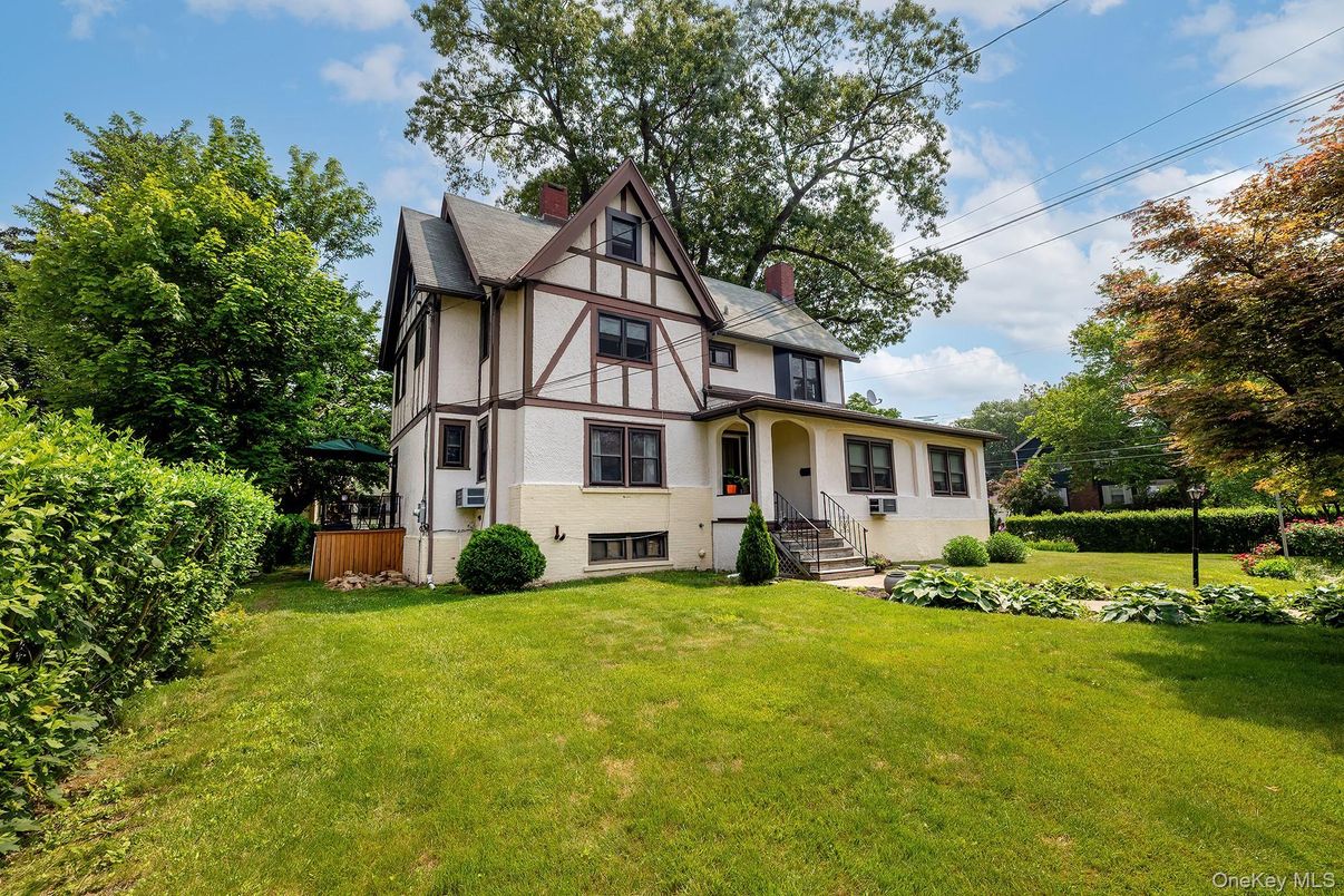 Backyard, Exterior, Facade, Tudor Revival