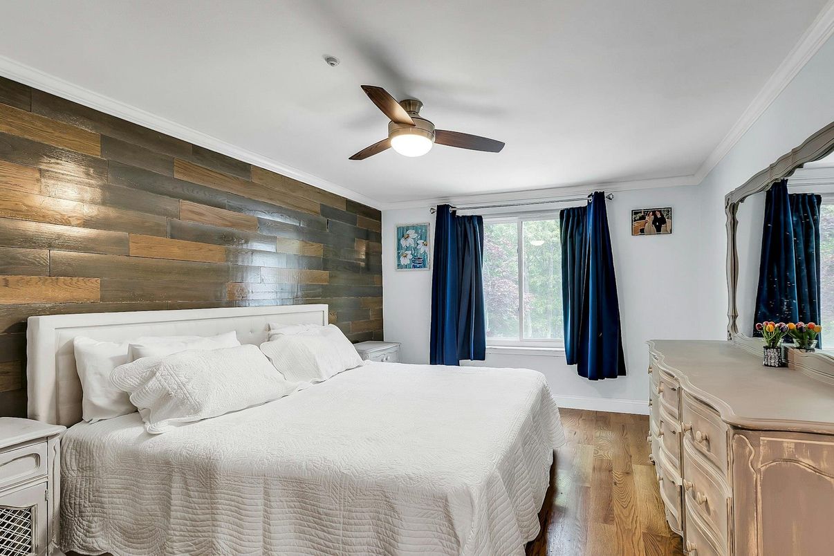 Bedroom, Interior, Wood Texture Flooring, Wooden Walls