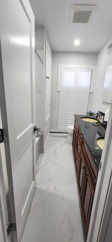 Bathroom, Interior, Kitchen, Marble, Marble Walls, Recessed Lighting