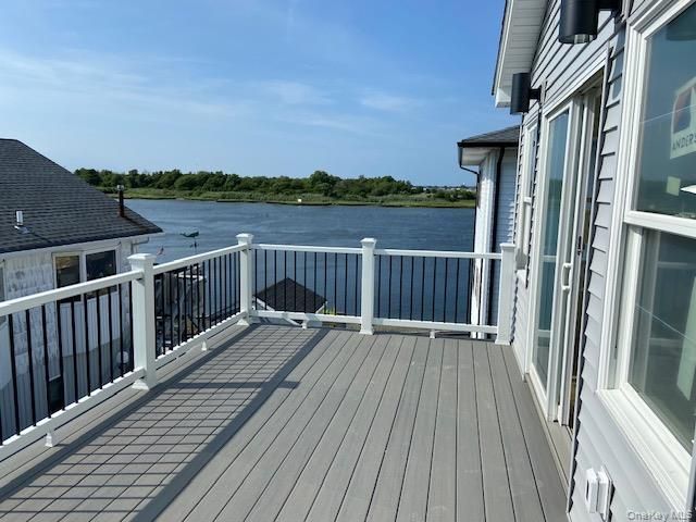 Exterior, Water