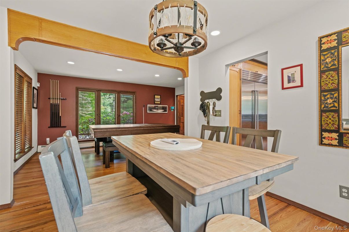 Dining room, Interior, Recessed Lighting, Wood Texture Flooring