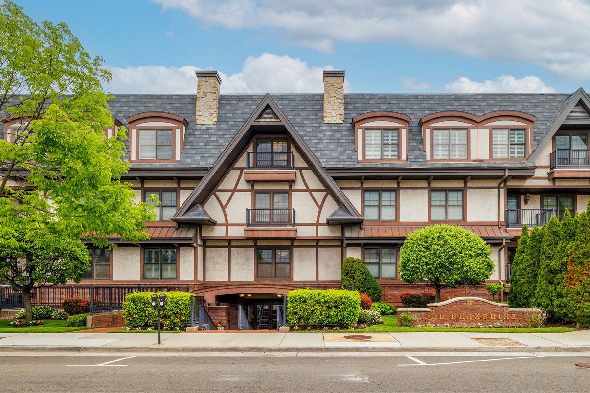 Exterior, Facade, Tudor Revival