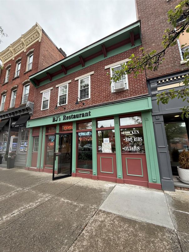 Exterior, Facade, Brick Facade, Rowhouse