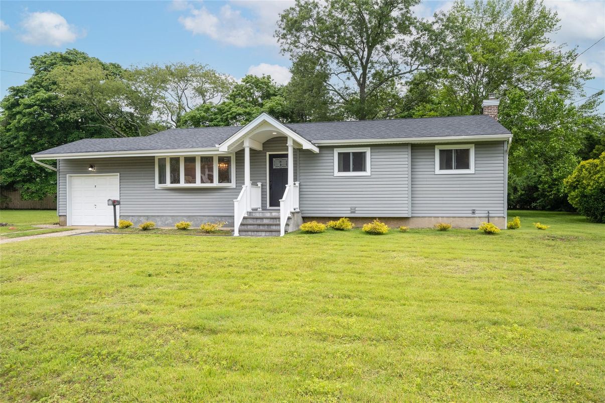 Attached, Backyard, Exterior, Facade, Cape Cod