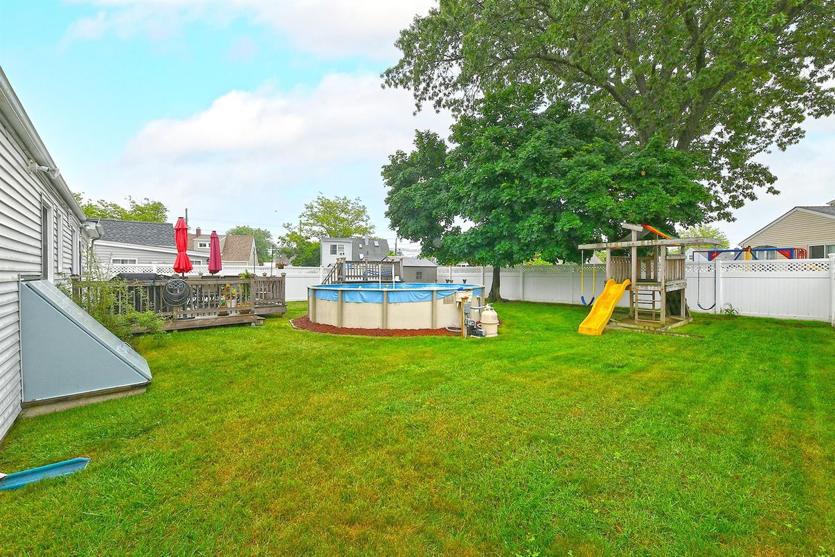 Backyard, Exterior, Playground, Pool
