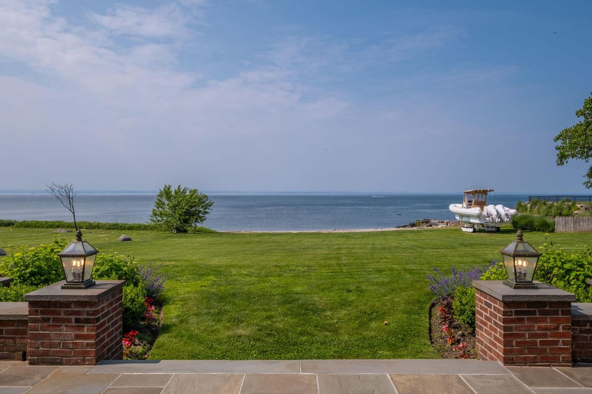 Exterior, Water