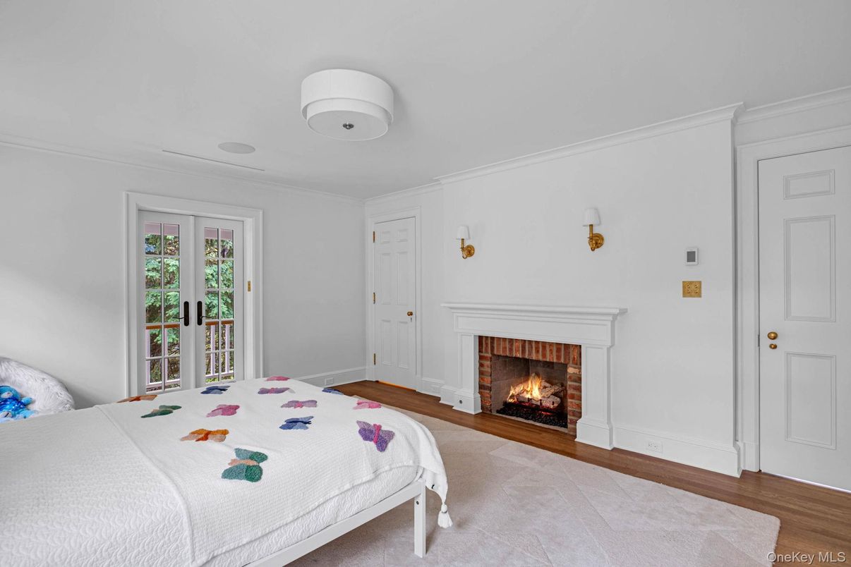 Bedroom, Fireplace, Interior, Wood Texture Flooring
