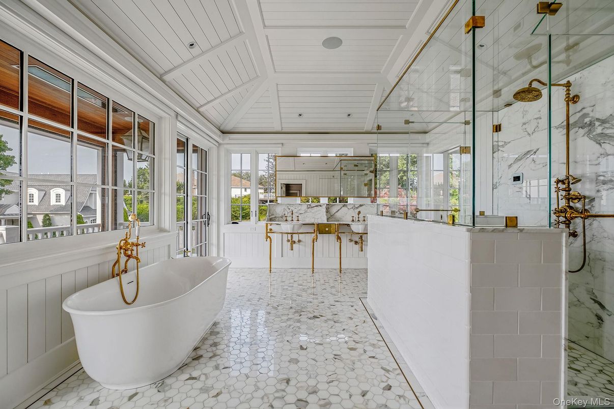 Bathroom, Free Standing Baths, Interior, Marble Walls