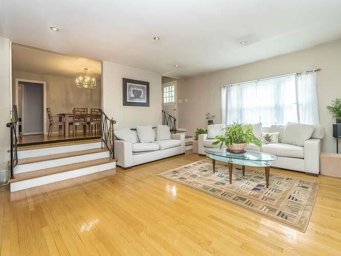 Chandelier, Dining room, Interior, Living room, Recessed Lighting, Wood Texture Flooring