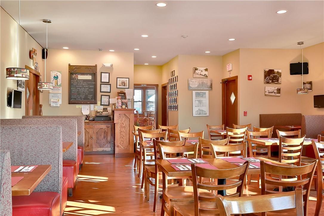 Dining room, Interior, Pendant Lights, Recessed Lighting, Wood Texture Flooring
