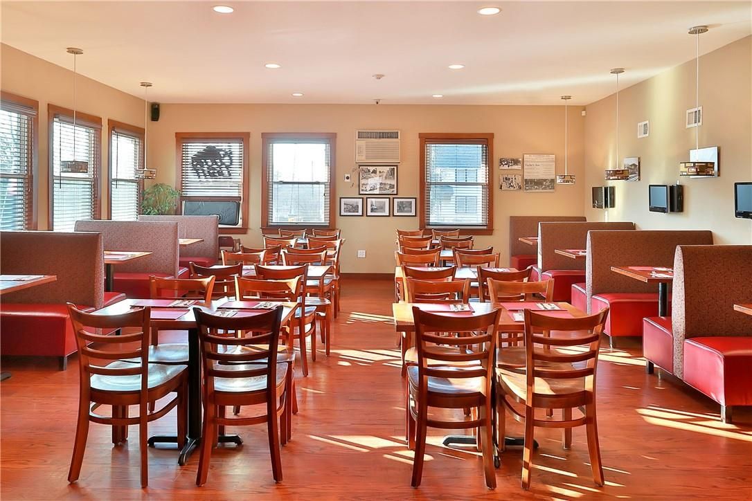 Dining room, Interior, Pendant Lights, Recessed Lighting, Wood Texture Flooring