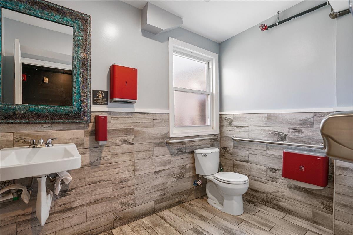 Bathroom, Interior, Wood Texture Flooring