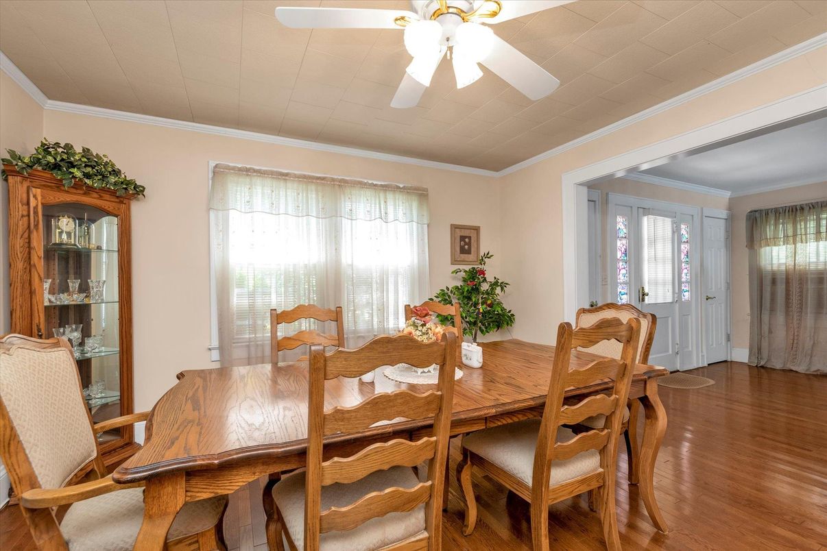 Dining room, Interior, Wood Texture Flooring