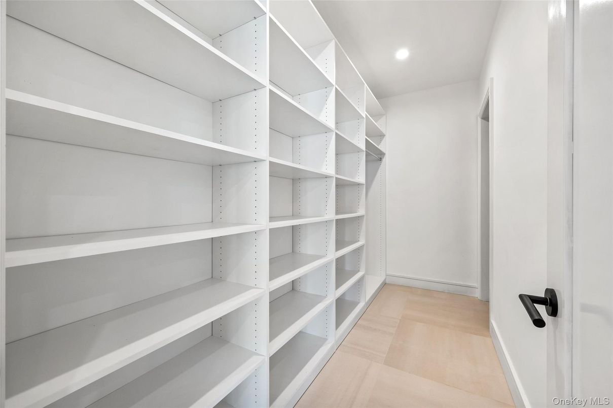Interior, Recessed Lighting, Walk-in Closets, Wood Texture Flooring