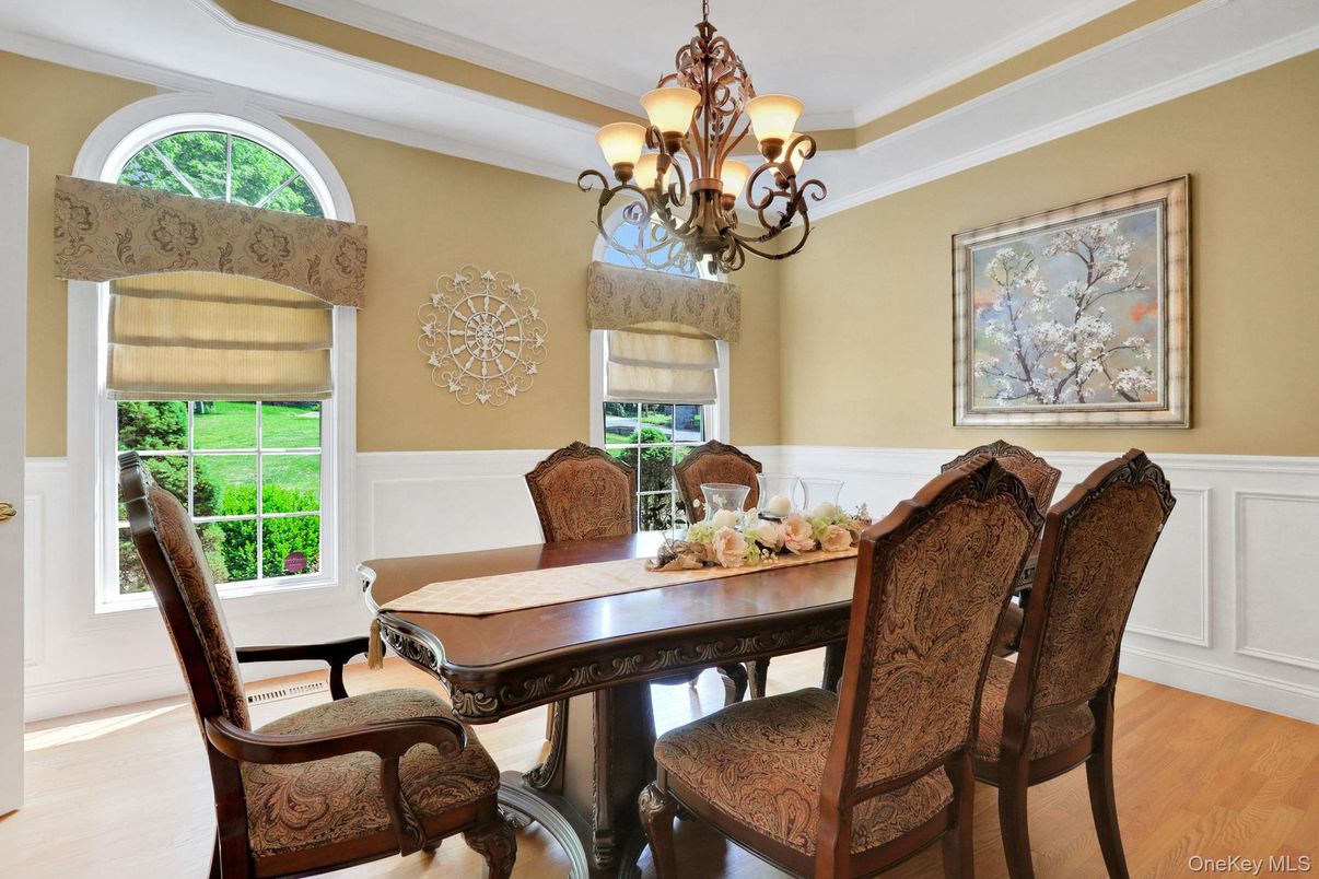 Chandelier, Dining room, Interior, Wood Texture Flooring