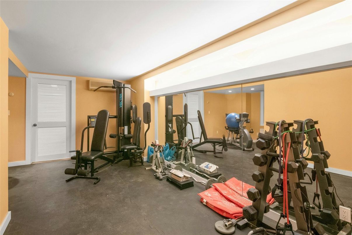 Fitness Equipment, Interior, Recessed Lighting